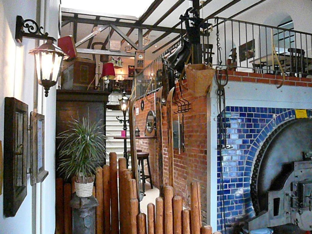 Hotel An Der Alten Porzelline نويهاوس آم رنفيغ المظهر الخارجي الصورة